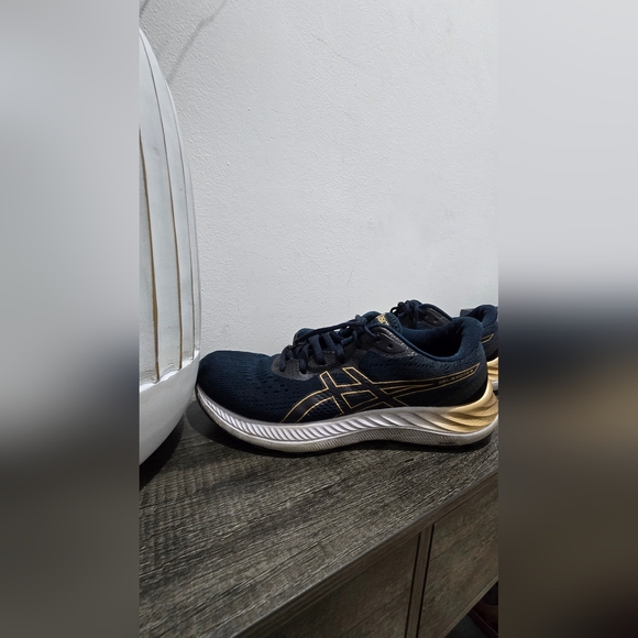Asics Women's Gel Excite 8 Running Shoe Navy and Gold Size 10 - Picture 5 of 7